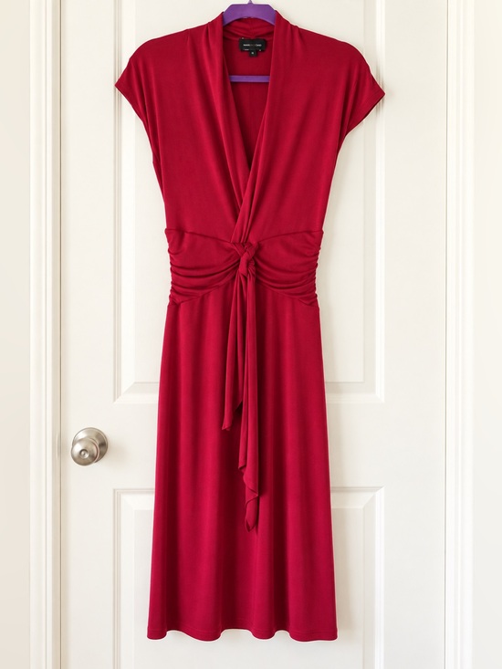 Max & Cleo Dresses & Skirts - Max and Cleo Red Knot Front Faux Wrap Midi Dress - Size Medium